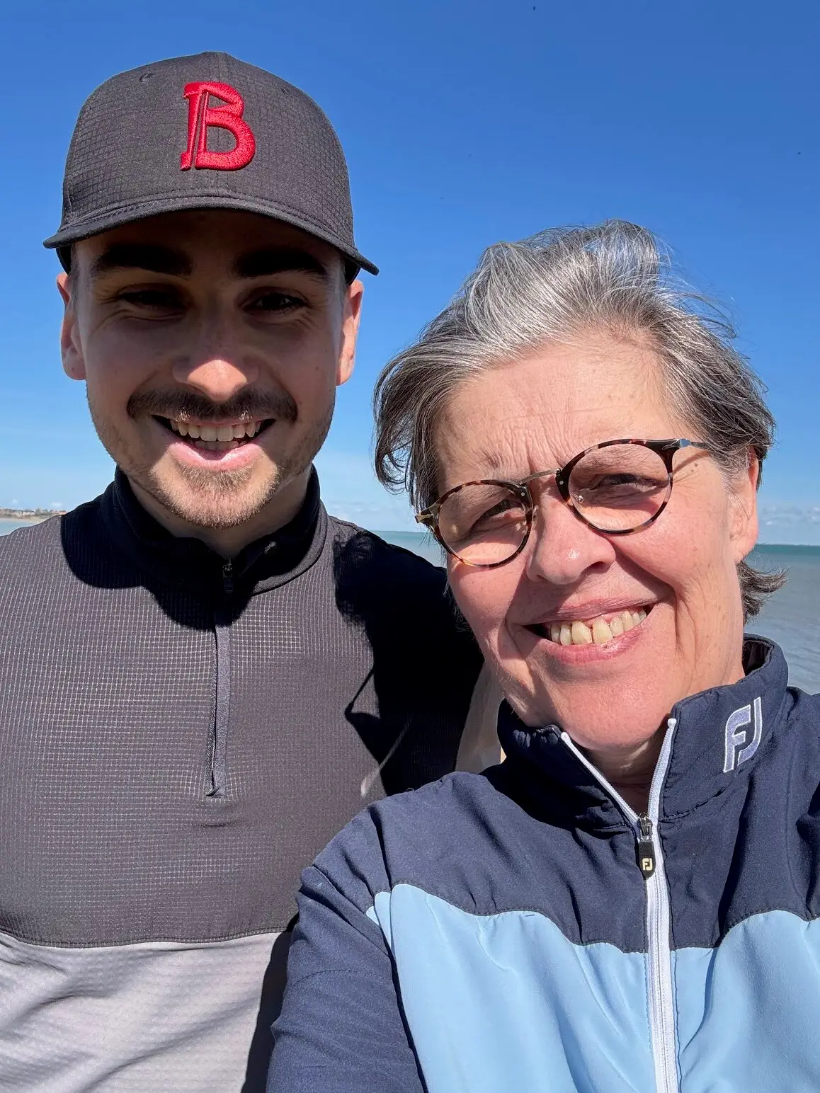 Avec Matéo Bardou joueur professionnel sur l'Alps Tour